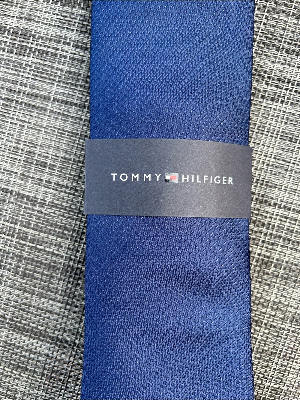 Tommy Hilfiger NWT Blue Herringbone Refined Textured Premium Necktie Quality.
